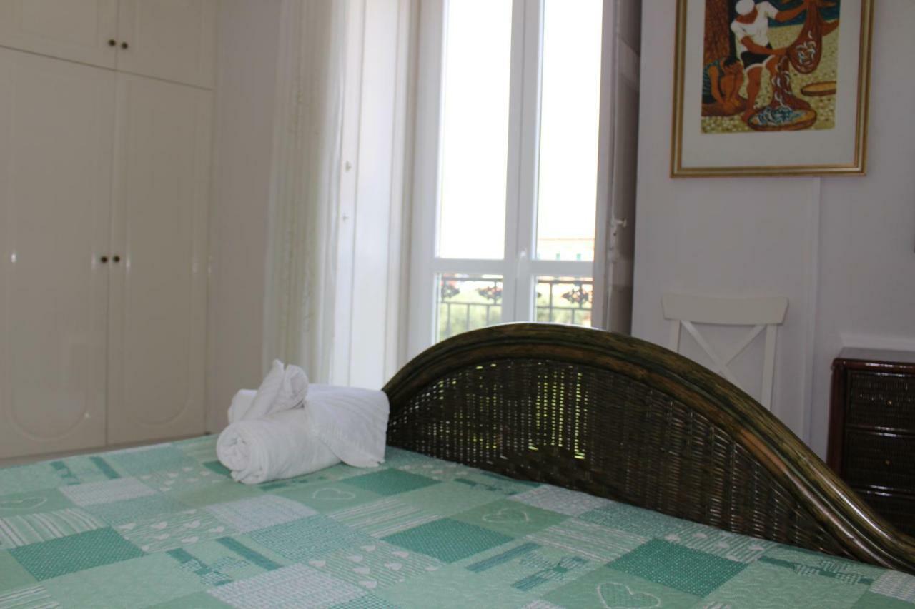 "White Mermaid" - Sorrento Downtown Sea View Apartment Luaran gambar